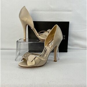 BADGLEY MISCHKA BABETTE 10M‎ Bow Nude Gold Evening Pumps Heels Bridal $245